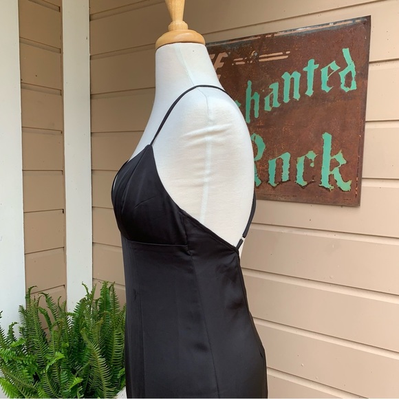 NWT Lovers + Friends Dress - Picture 3 of 6